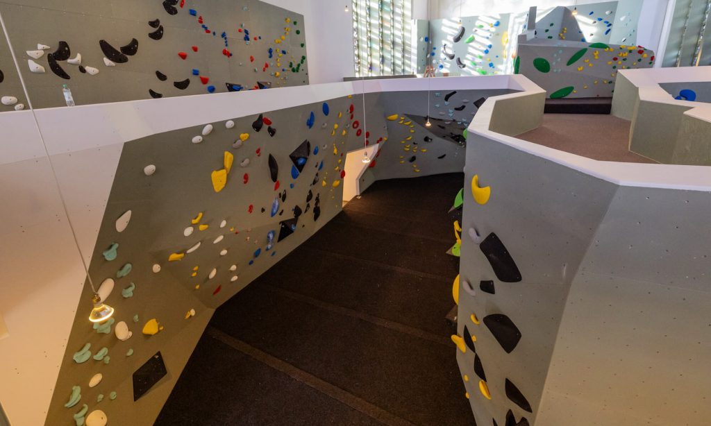 Bouldern auf zwei Ebenen